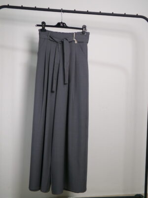 pantalon à fronces.
