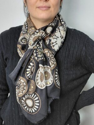 foulard .