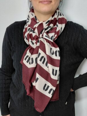 foulard .