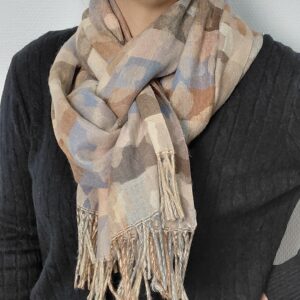 Écharpe à floches.