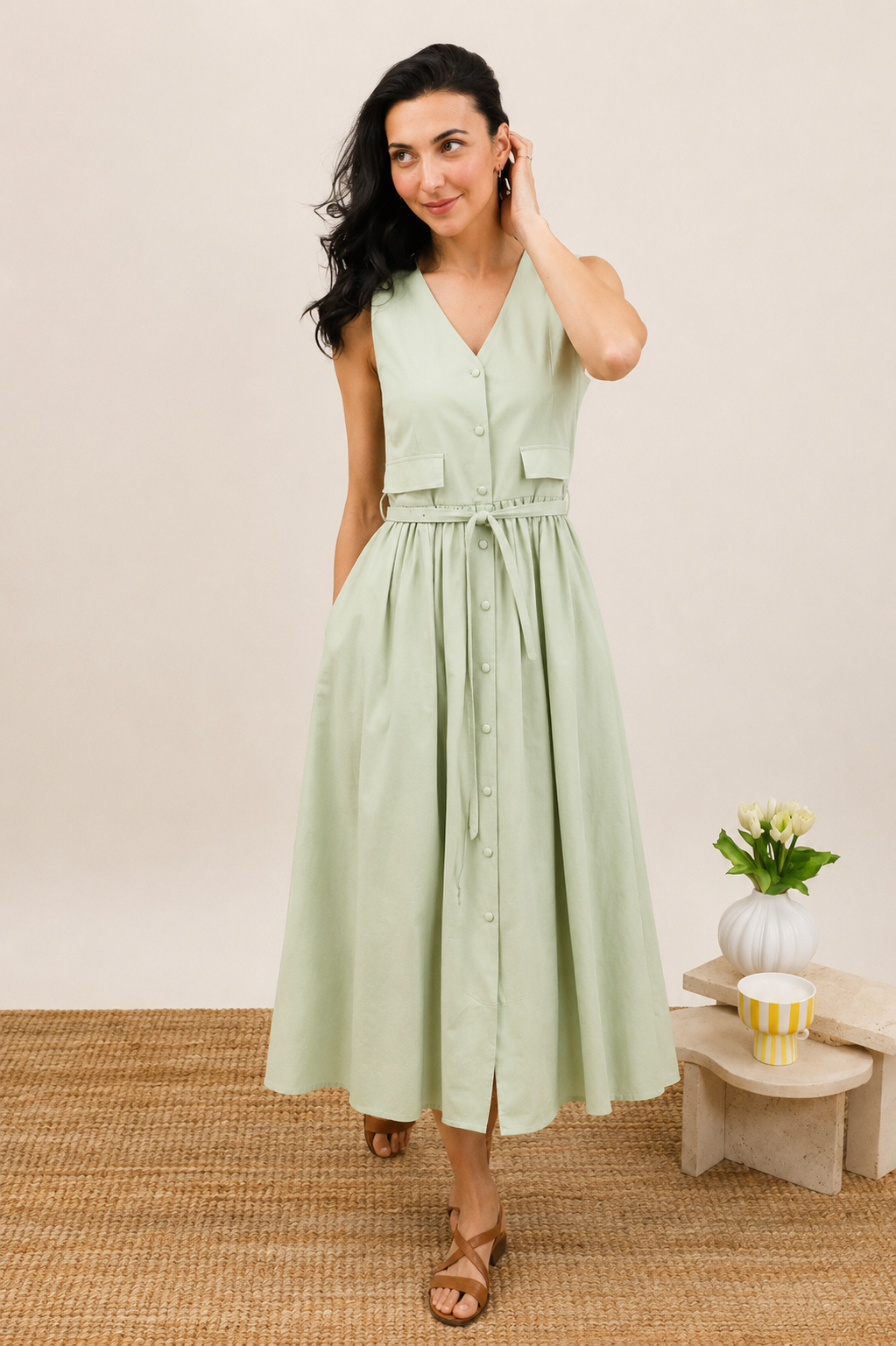 robe sans manches. robe sans manches.